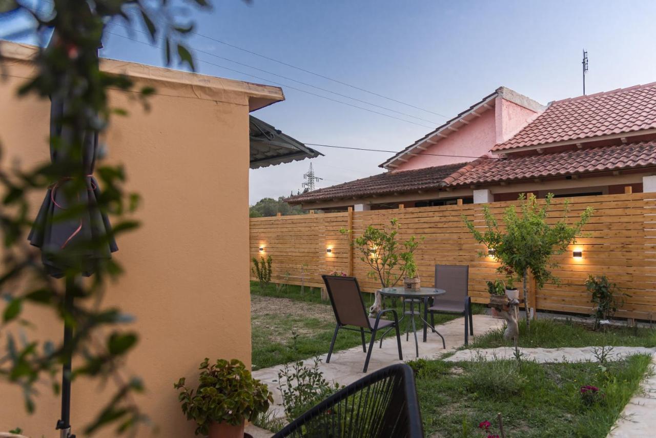 Burnelia Vacation House Lefkimmi (Corfu) Exterior foto